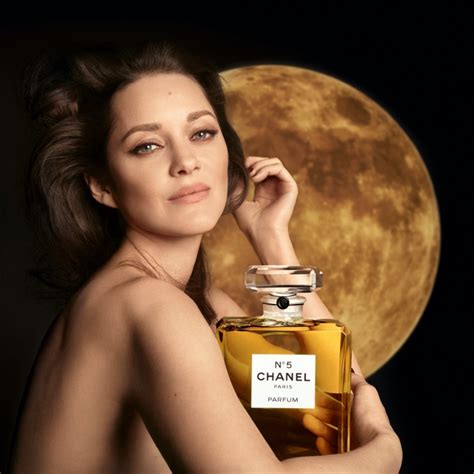 chanel no 5 celebrities|Chanel number 5 commercial.